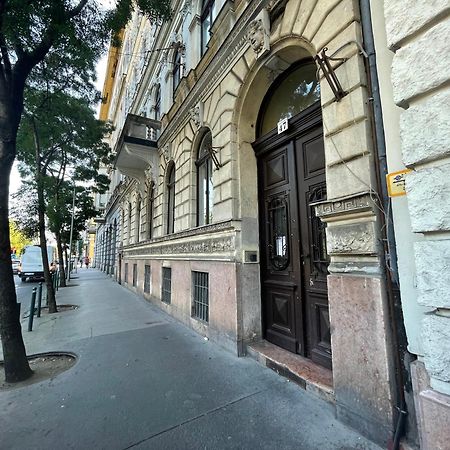 Fanni'S Cosy Home Express Apartment In The City Centre Budapest Ngoại thất bức ảnh