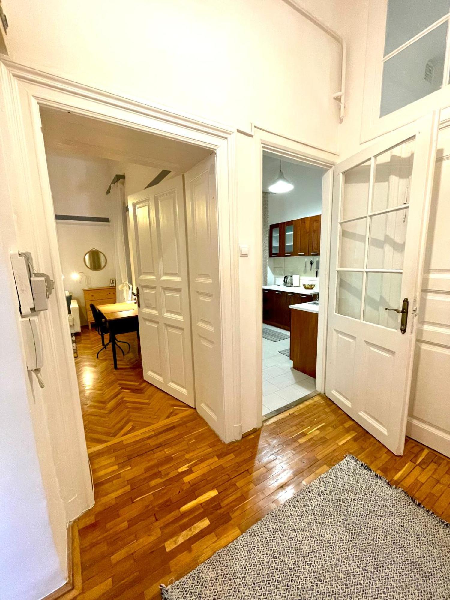 Fanni'S Cosy Home Express Apartment In The City Centre Budapest Ngoại thất bức ảnh